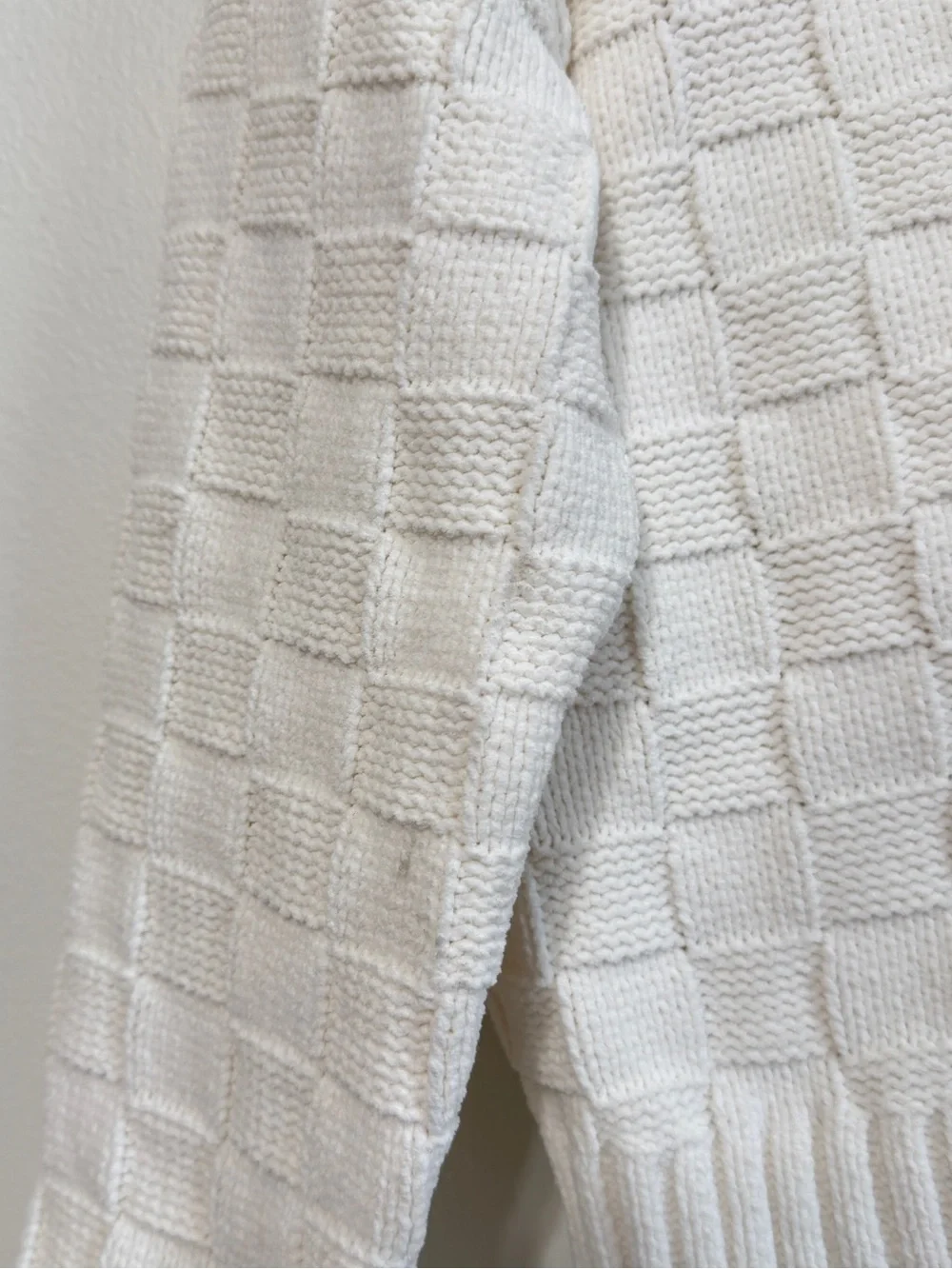 Abercrombie & Fitch Checkerboard Stitch Notch-Neck Sweater Size XS